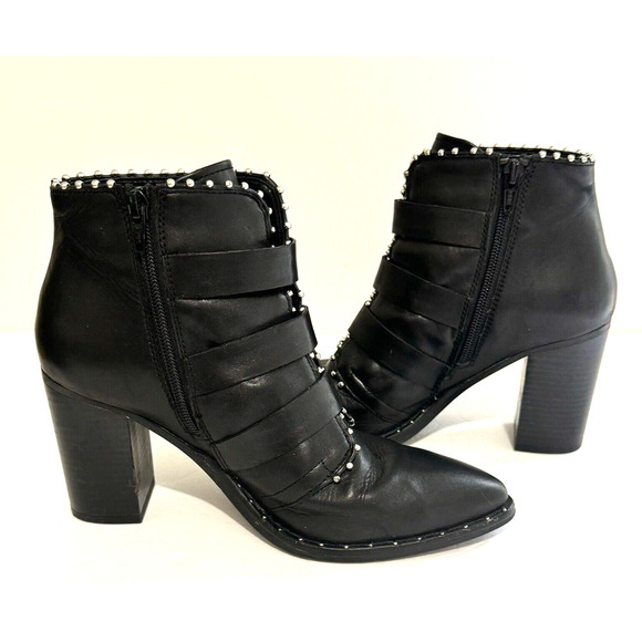 Steve Madden Humble Moto Boot Sz 7.5M Black Leather Buckle Studs Pointed Toe - Picture 4 of 7